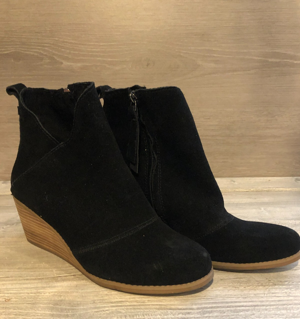 Toms Sutton Wedge Ankle Boot Black Leather Booties Pull On Women’s Size 9.5